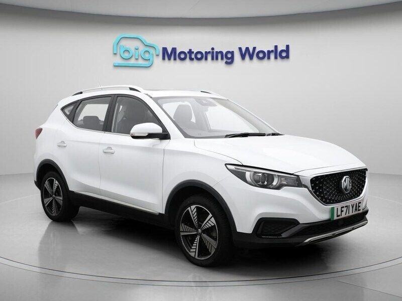 White Used 2021 MG ZS Exclusive Sedan | £11,900 (Good price) - Image 1/4