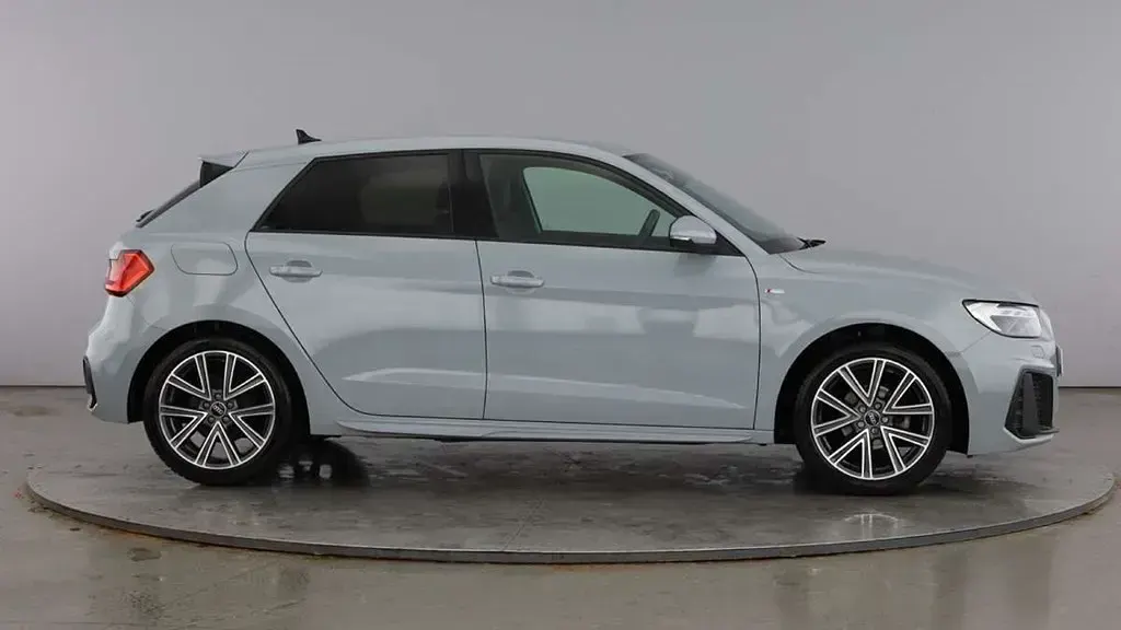 Used Audi A1 S-Line 94 HP (69 kW) 2024 Grey SUV