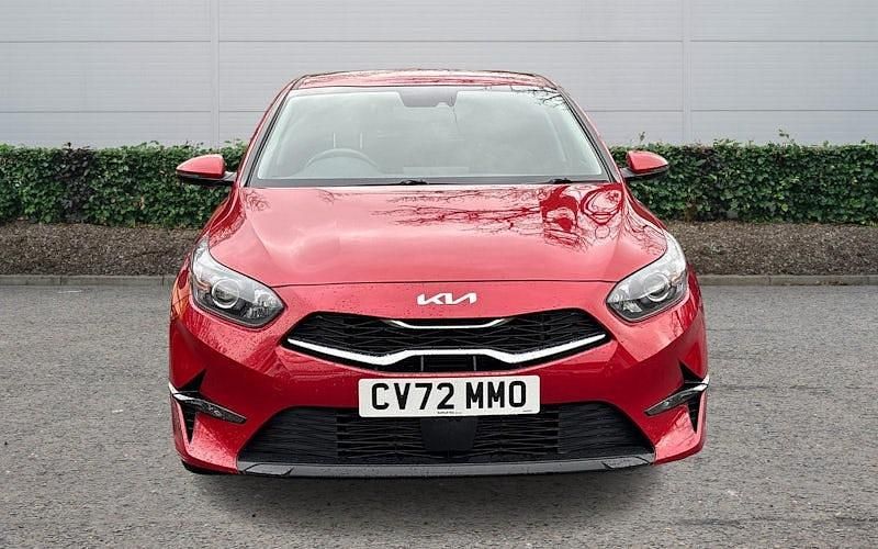 Used Kia Ceed 160 HP (117 kW) 2021 Red Hatchback