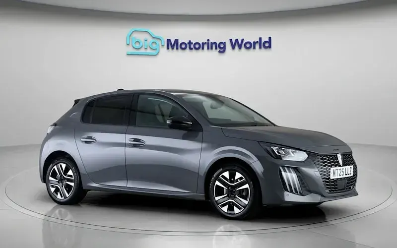Used Peugeot 208 Allure 101 HP (74 kW) 2025 Grey Hatchback