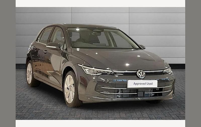 Used VW Golf VIII Style 150 HP (110 kW) 2026 Urano grey Hatchback