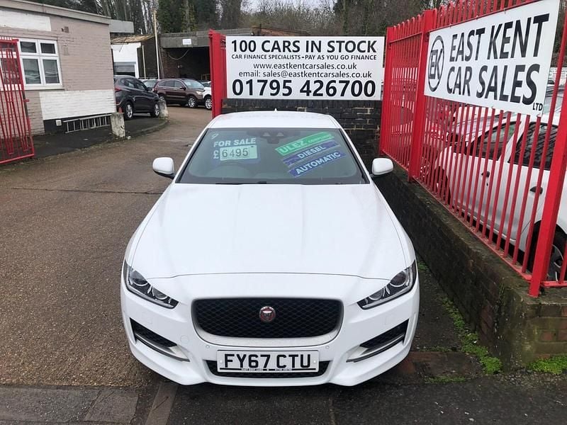 Used Jaguar XE R-Sport 163 HP (119 kW) 2018 White Sedan