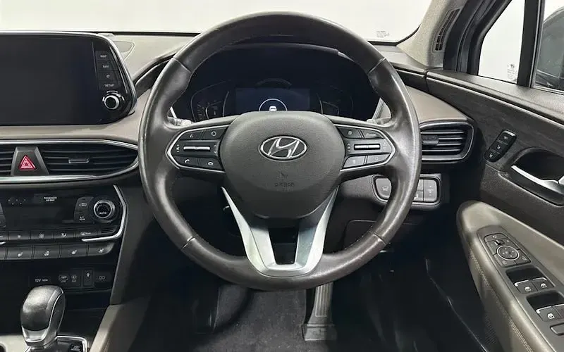 Used Hyundai Santa Fe Premium SE 200 HP (147 kW) 2019 Grey SUV