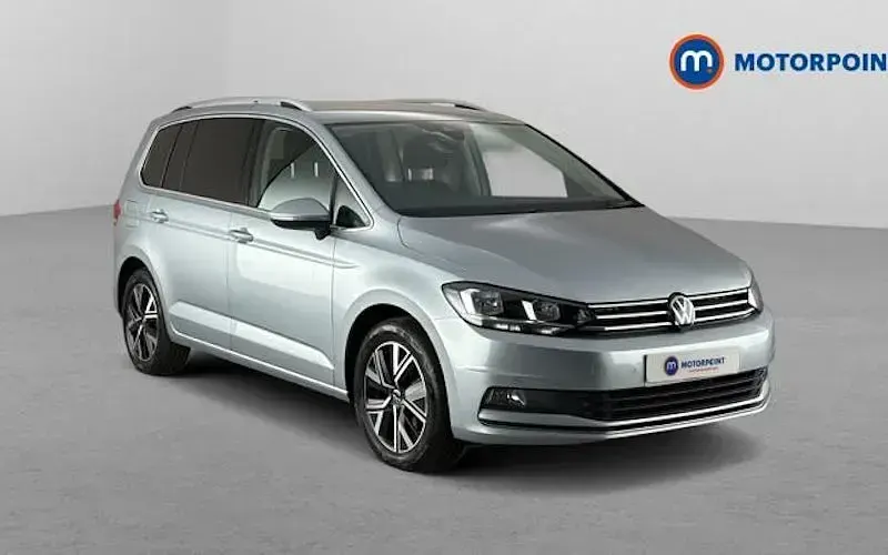 Used VW Touran SEL 150 HP (110 kW) 2025 MPV