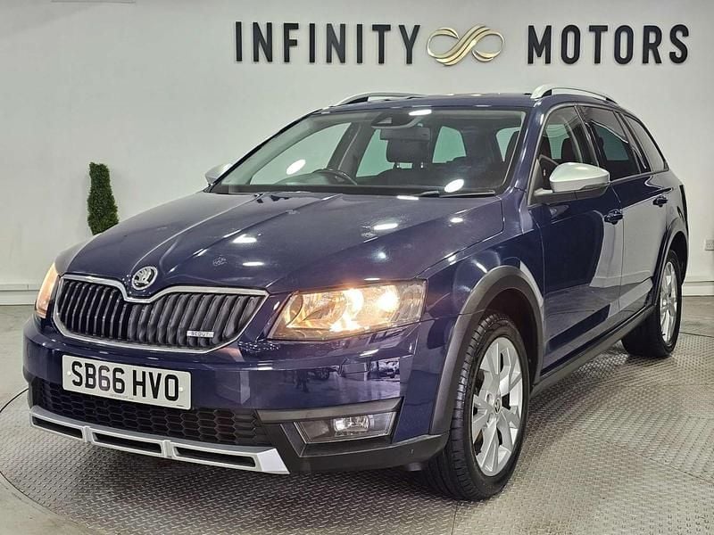Used Skoda Octavia Scout Scout 4x4 2016 Blue Estate