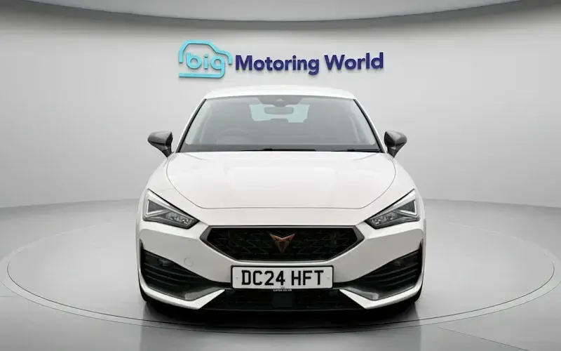 Used Cupra Leon 150 HP (110 kW) 2023 White Hatchback
