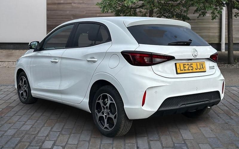 Used MG MG3 Trophy 194 HP (142 kW) 2025 White Hatchback