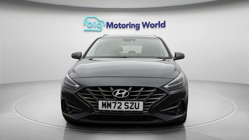 Used Hyundai i30 Premium 118 HP (86 kW) 2022 Estate