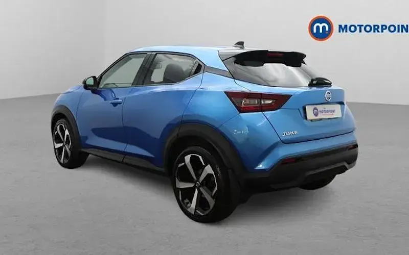 Used Nissan Juke Tekna 114 HP (83 kW) 2022 Blue SUV