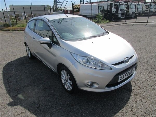 Silver Used 2009 Ford Fiesta Zetec Hatchback | £3,295 (A bit pricey) - Image 1/1