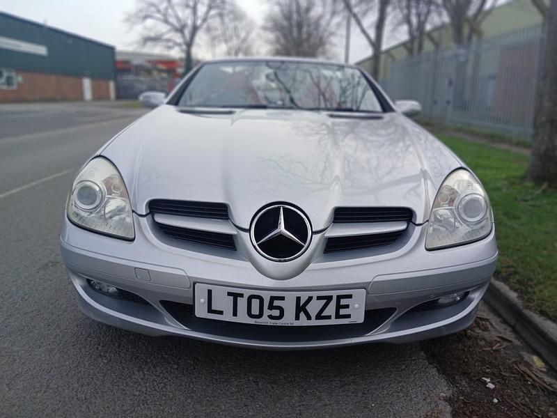 Used Mercedes SLK200 163 HP (119 kW) 2005 Silver Cabriolet
