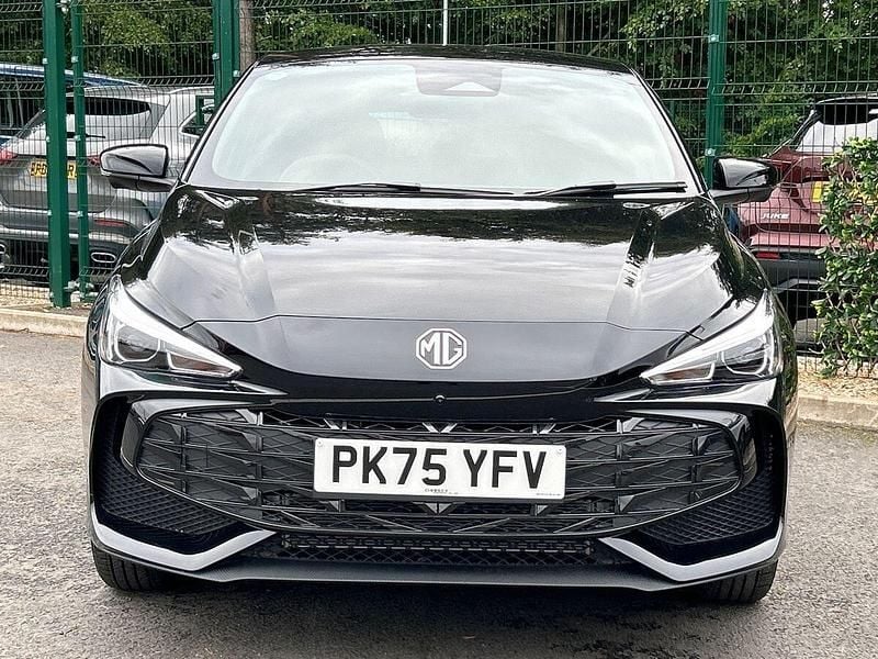 Used MG MG3 Trophy 194 HP (142 kW) 2024 Black Hatchback