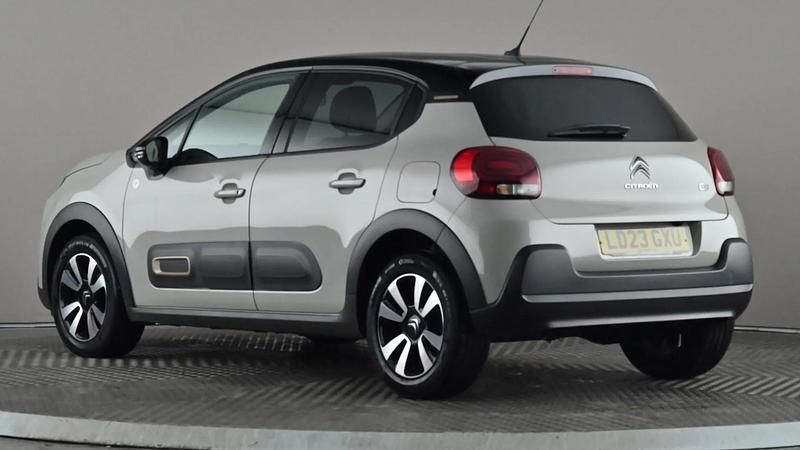 Used Citroën C3 PureTech 83 HP (61 kW) 2023 Beige Hatchback