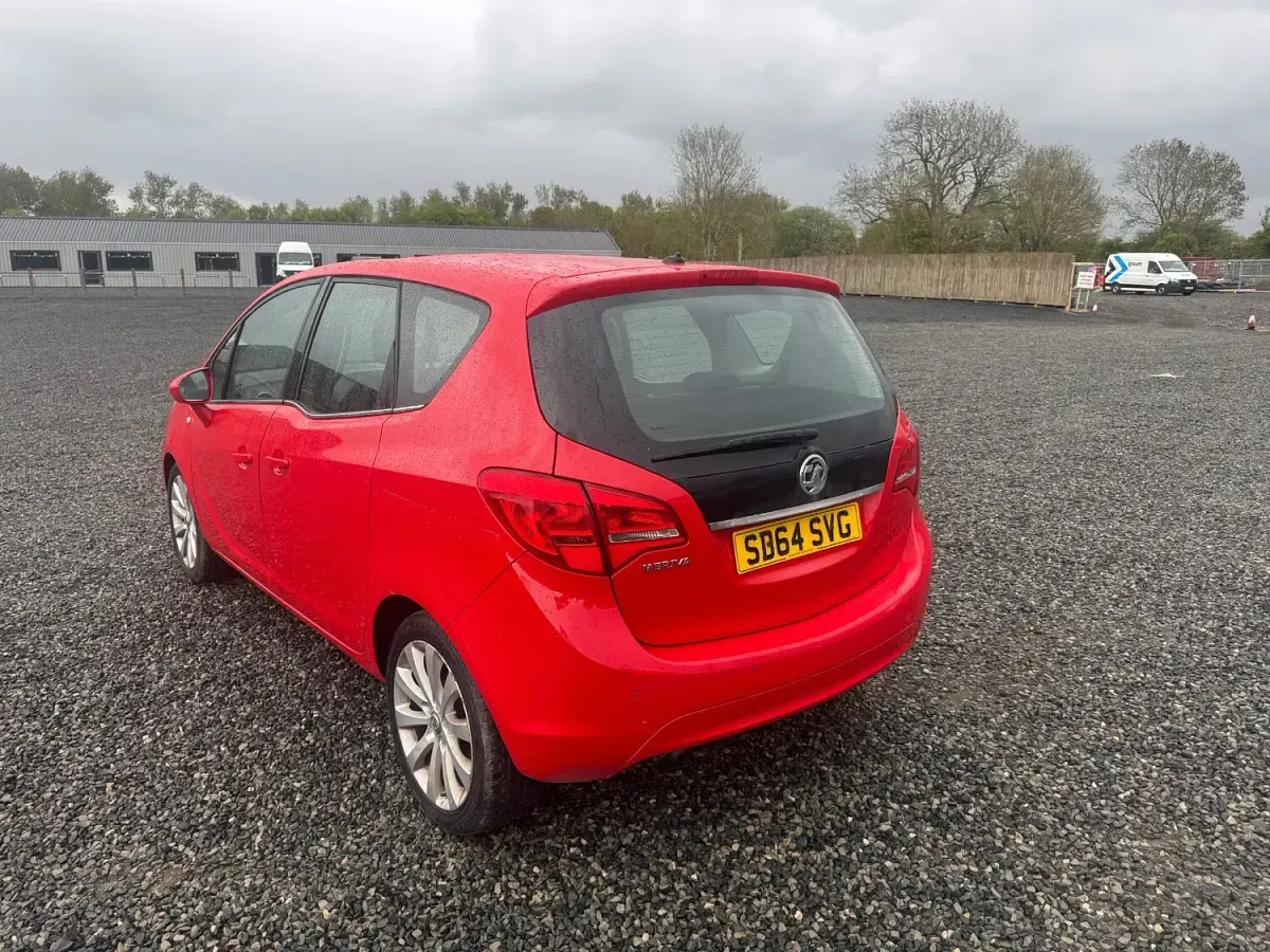 Used Vauxhall Meriva 2014 Red MPV