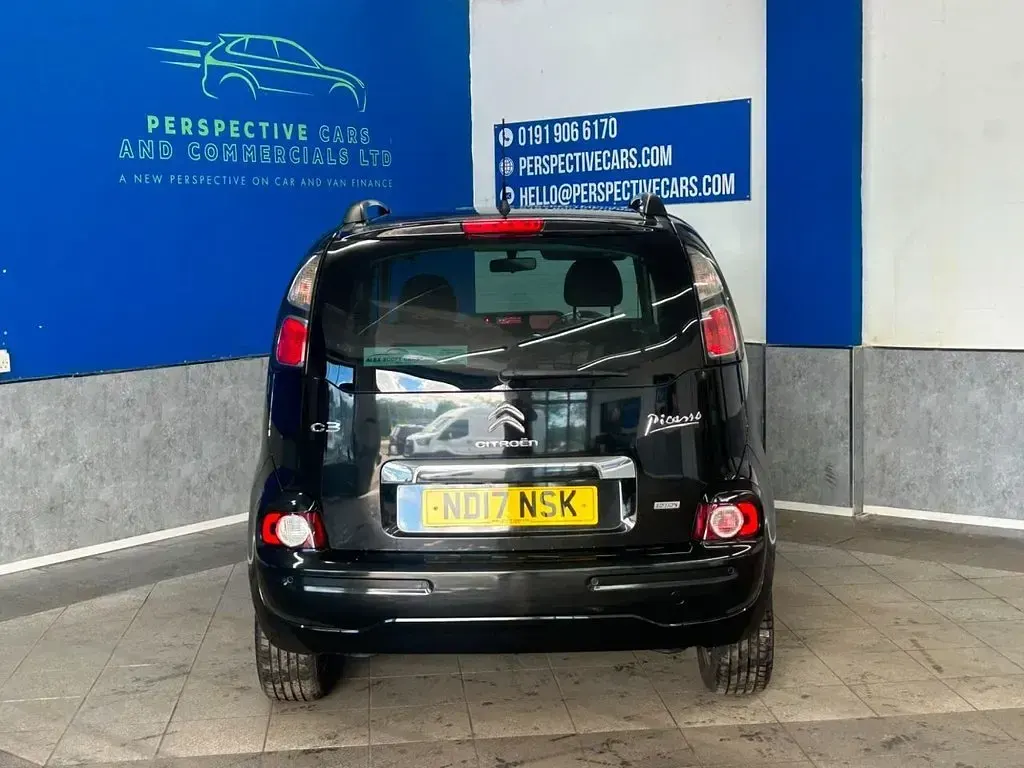 Used Citroën C3 Picasso 100 HP (73 kW) 2017 Black MPV