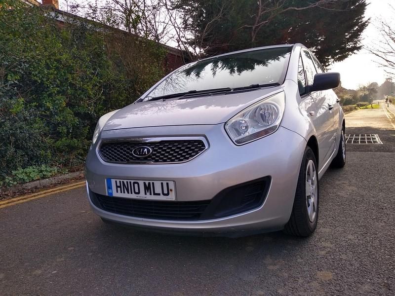 Used Kia Venga 2010 Silver Hatchback