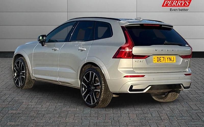 Used Volvo XC60 R-Design Pro 250 HP (183 kW) 2021 SUV
