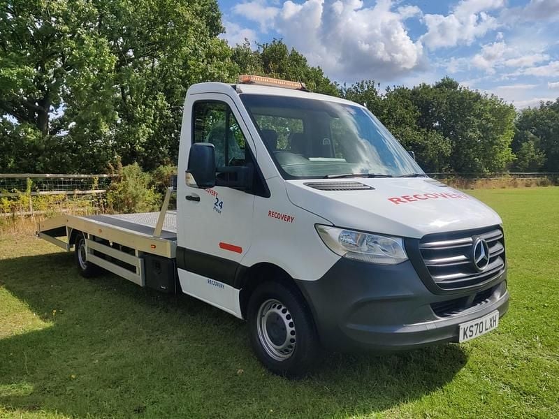 White Used 2021 Mercedes Sprinter Progressive Van | £14,999 (Good price) - Image 1/4