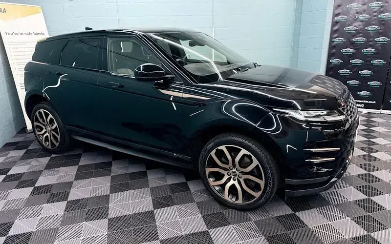 Used Land Rover Range Rover evoque R-Dynamic 182 HP (133 kW) 2020 SUV