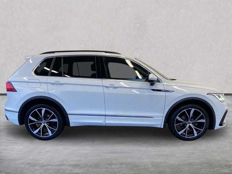 Used VW Tiguan R-line 150 HP (110 kW) 2023 White SUV