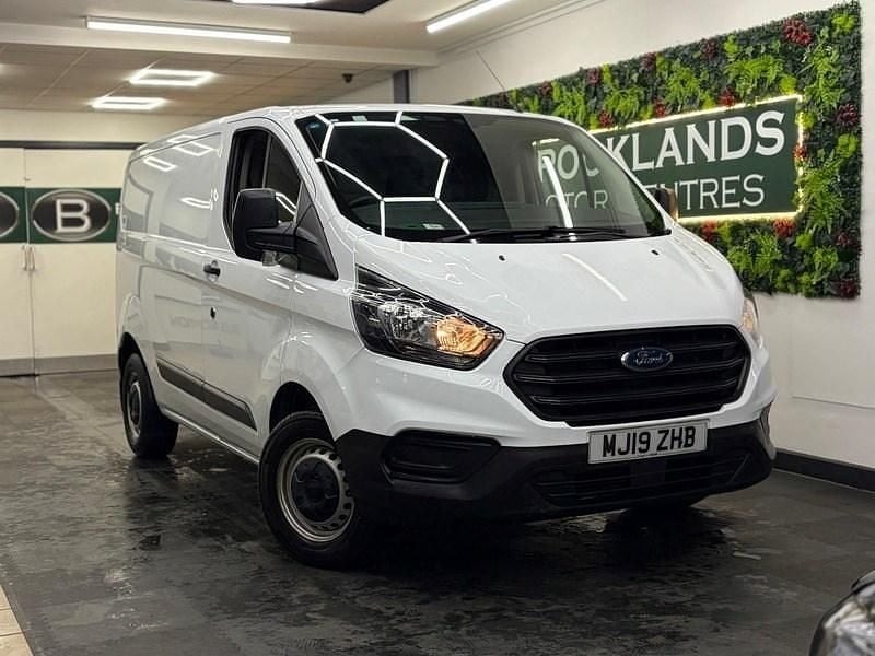 White Used 2019 Ford Transit Custom | £11,985 (Super price) - Image 1/3