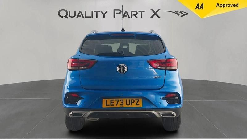 Used MG ZS Exclusive 2024 Blue Sedan