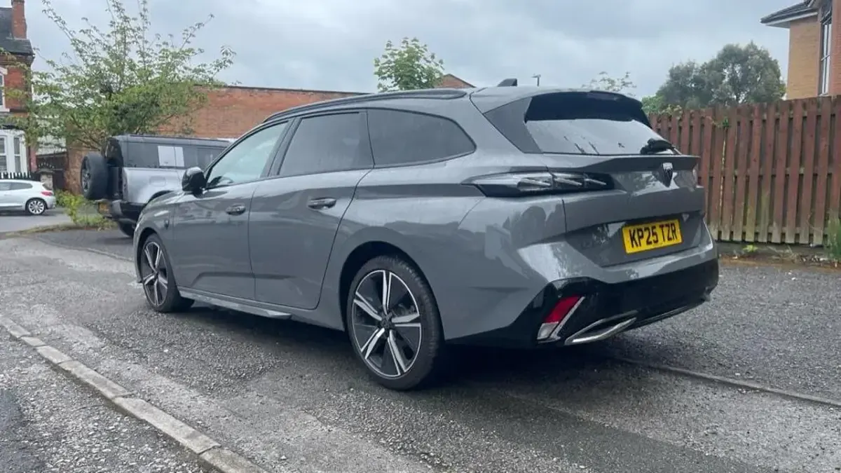 Used Peugeot 308 SW GT 129 HP (94 kW) 2025 Grey Estate