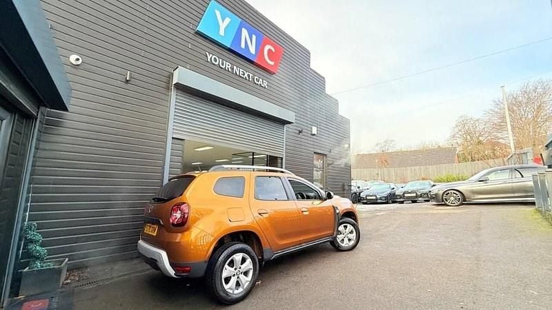Used Dacia Duster Comfort 2020 Orange Hatchback