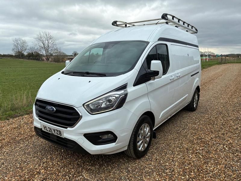 Used Ford Transit Custom Limited 130 HP (95 kW) 2021 White Van