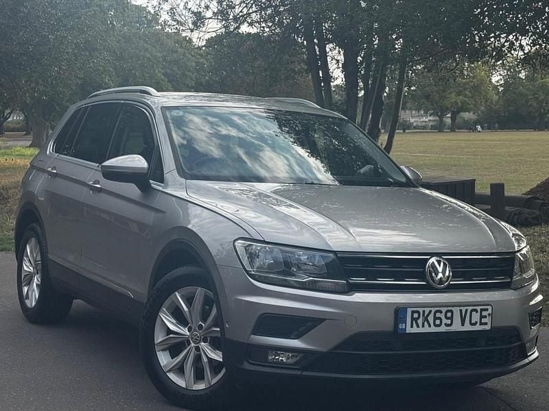 Silver Used 2019 VW Tiguan Match SUV | £12,695 (Super price) - Image 1/4