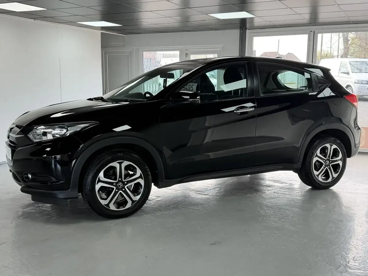 Used Honda HR-V SE 130 HP (95 kW) 2016 Black SUV