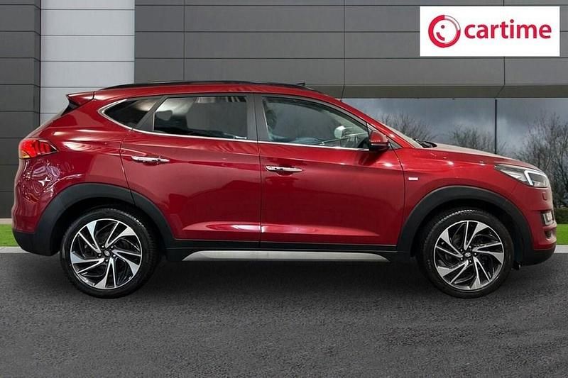 Used Hyundai Tucson Premium SE 136 HP (100 kW) 2020 Red SUV