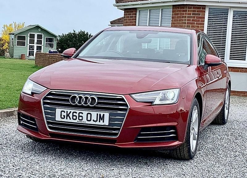 Used Audi A4 150 HP (110 kW) 2016 Red Sedan