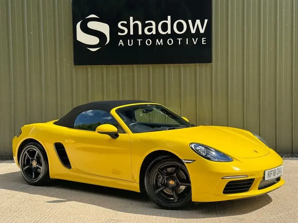 Used Porsche 718 Boxster 300 HP (220 kW) 2018 Yellow Cabriolet