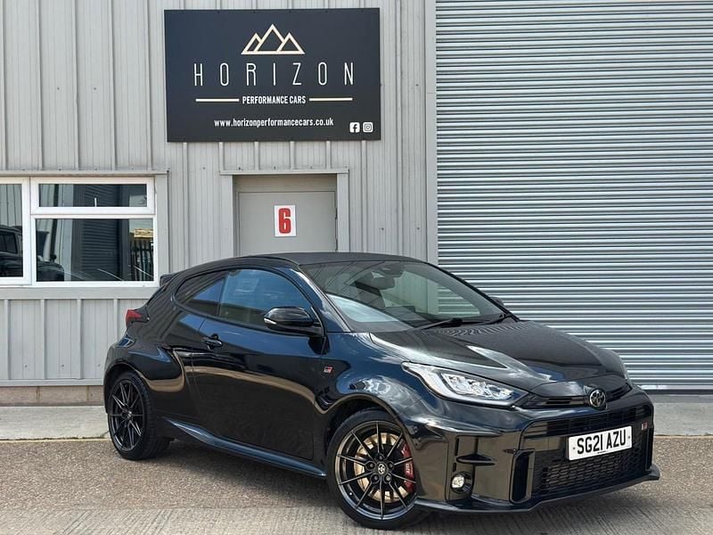 Black Used 2021 Toyota Yaris Hatchback | £25,495 (Good price) - Image 1/4