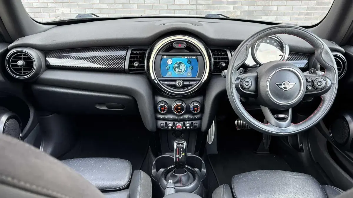 Used Mini Cooper S Hatch 189 HP (139 kW) 2018 Grey Hatchback