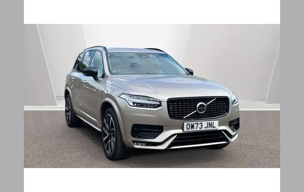Used Volvo XC90 Plus 235 HP (172 kW) 2023 SUV
