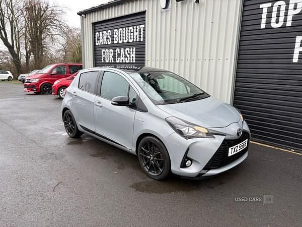 Grey/black Used 2020 Toyota Yaris Hybrid Sport Hatchback | £13,450 (Good price) - Image 1/4
