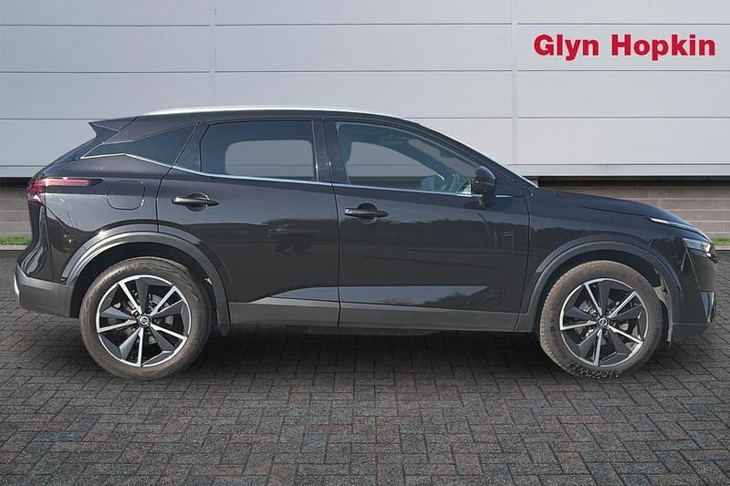 Used Nissan Qashqai Tekna 2022 Black SUV