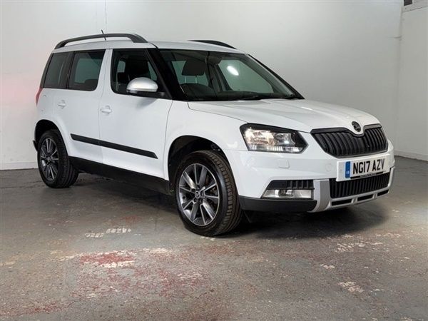 White Used 2017 Skoda Yeti SE Drive SUV | £8,295 (Fair price) - Image 1/1