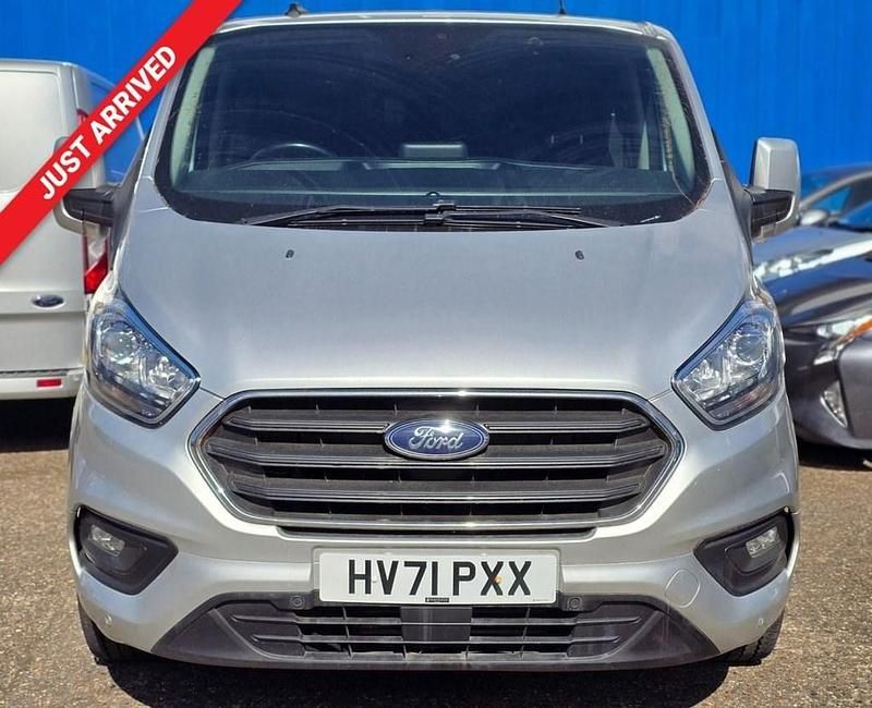 Used Ford Transit Custom Limited 130 HP (95 kW) 2021 Silver Van