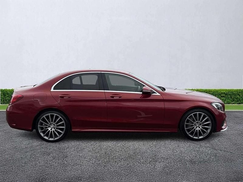 Begagnad Mercedes C220 AMG line 2016 Röd Sedan