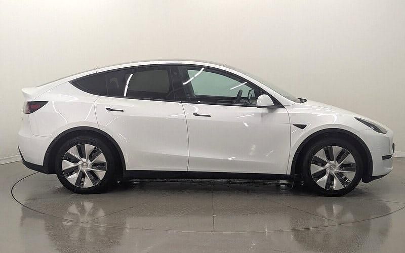 Used Tesla Model Y RWD 219 kW (299 HP) 2024 SUV