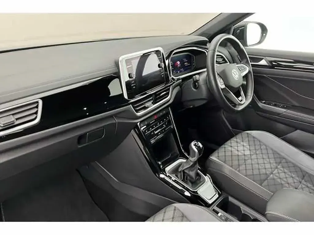 Used VW T-Roc 150 HP (110 kW) 2023 SUV