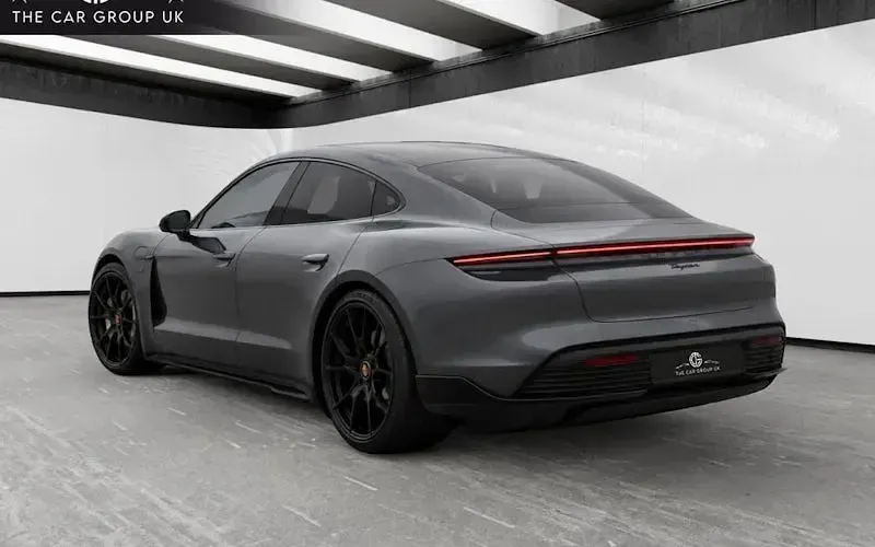 Used Porsche Taycan 500 kW (680 HP) 2023 Sedan