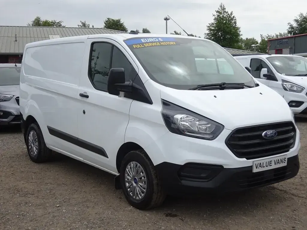 Used Ford Transit Custom 130 HP (95 kW) 2021 White Van