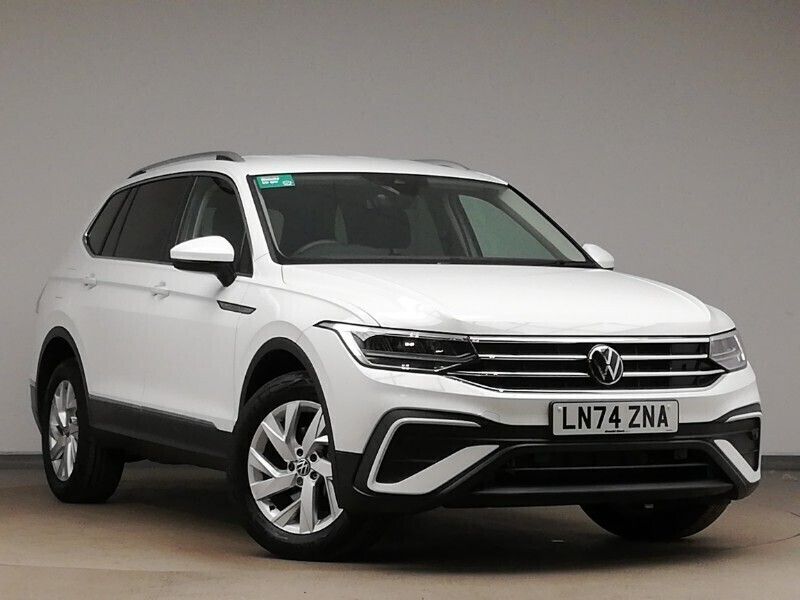 White Used 2024 VW Tiguan Allspace Life SUV | £29,998 (Good price) - Image 1/4
