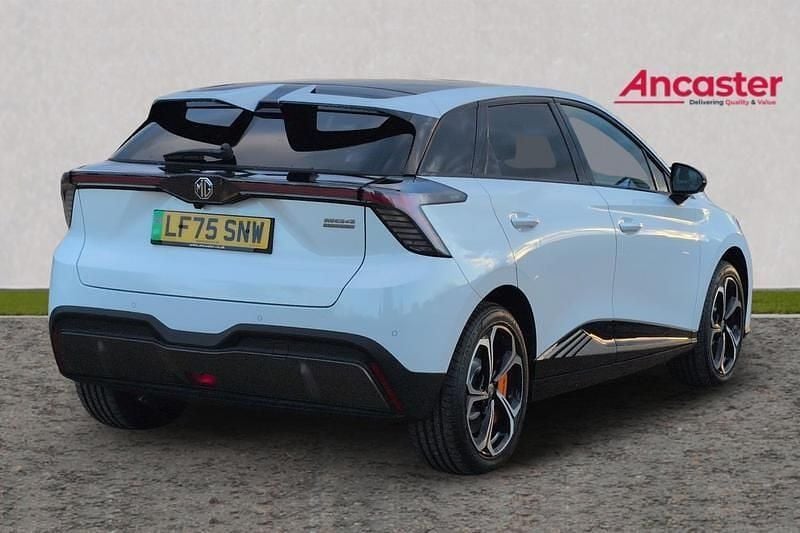 New MG MG4 EV Comfort 319 kW (435 HP) 2026 Arctic white Hatchback