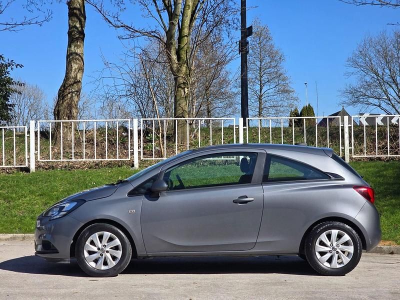 Used Vauxhall Corsa Design Edition 2015 Grey Hatchback