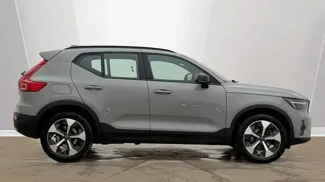 Used Volvo XC40 Plus 194 HP (142 kW) 2026 SUV